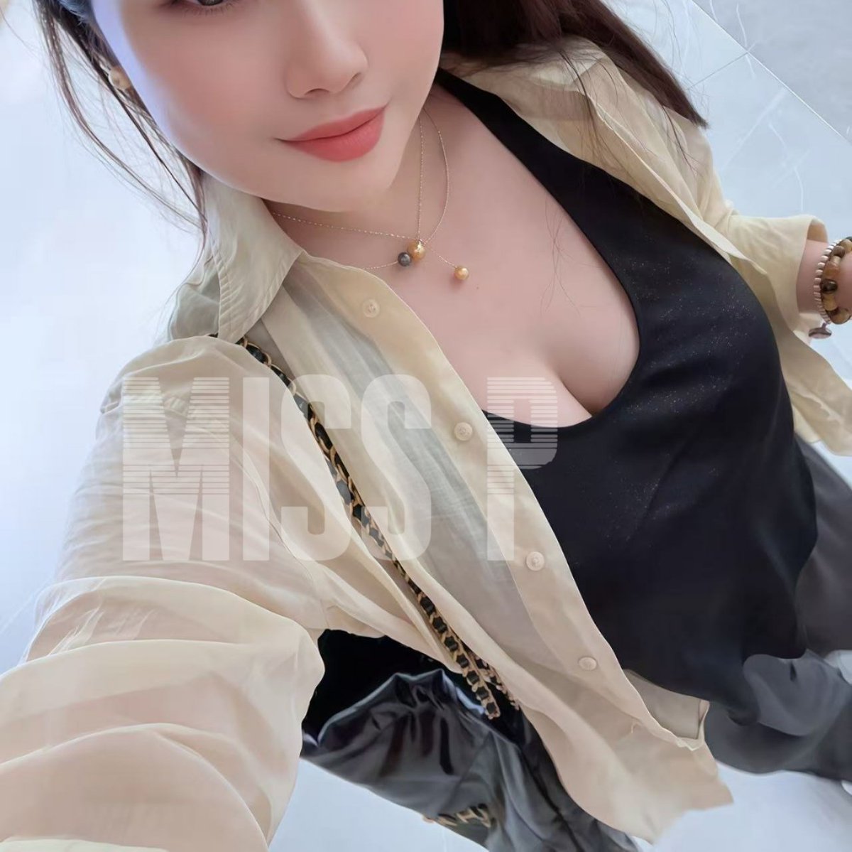 post_image