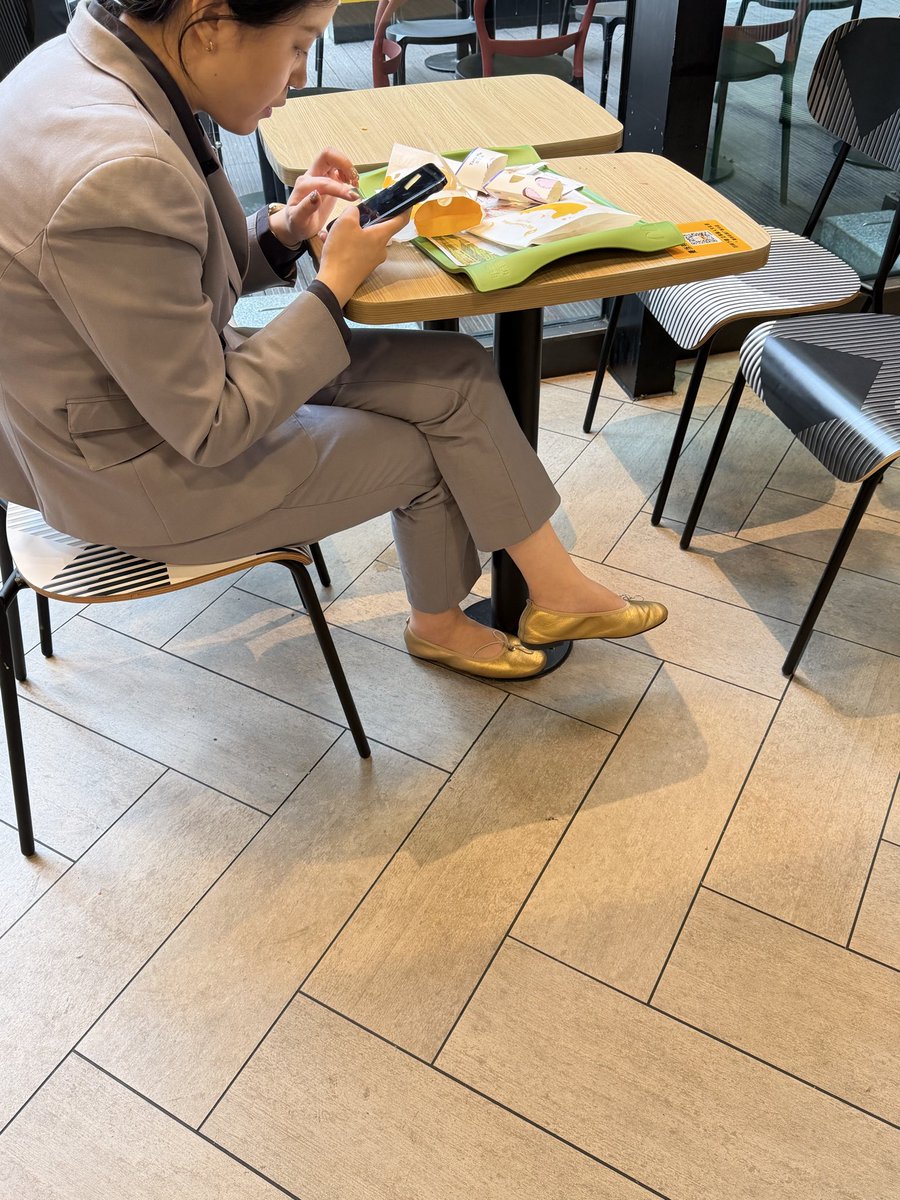 post_image