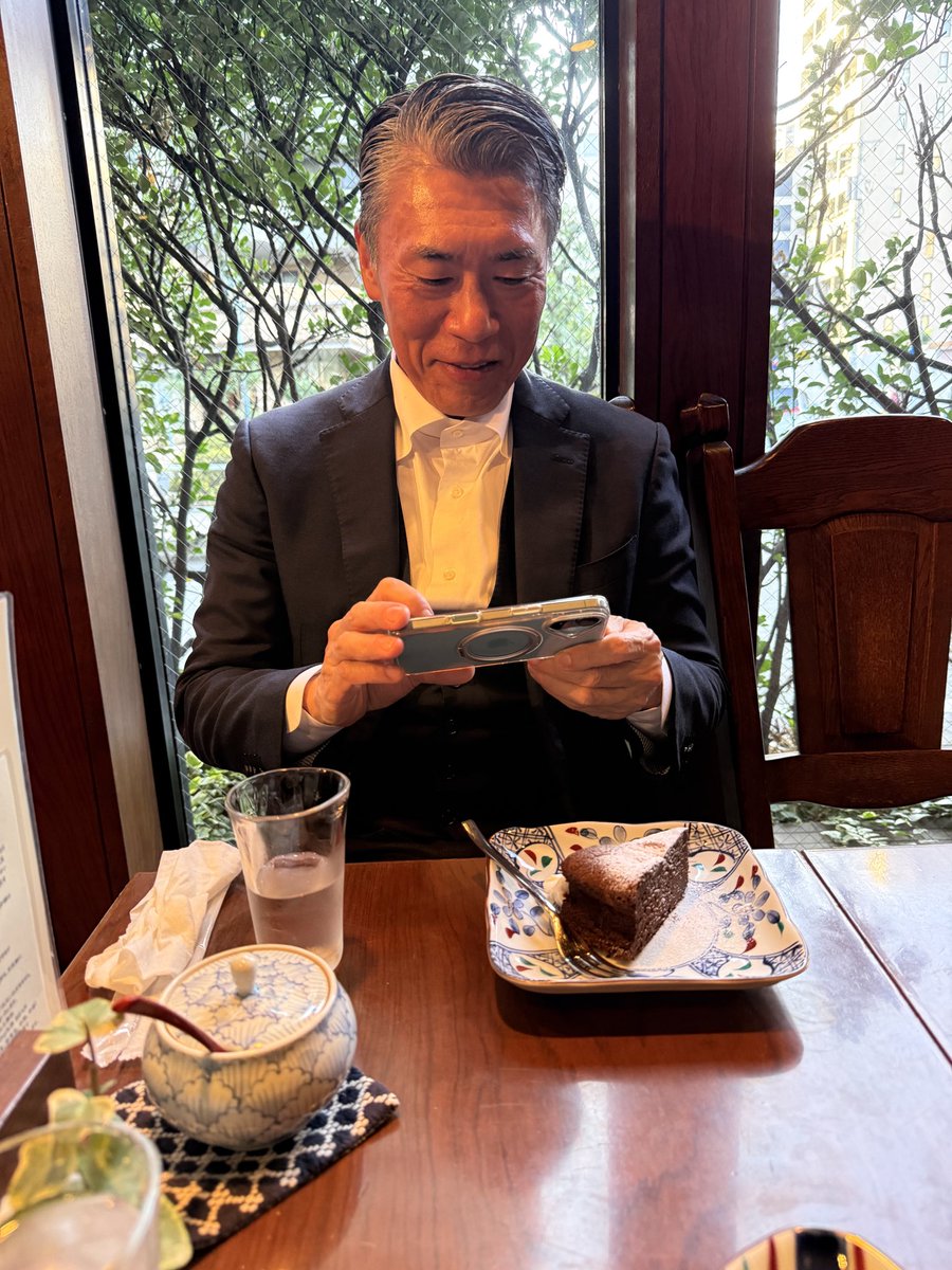 post_image