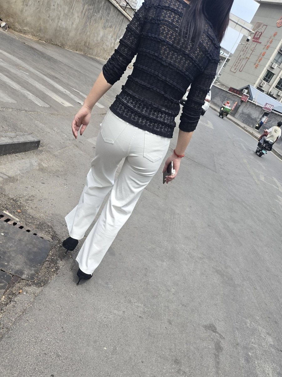 post_image