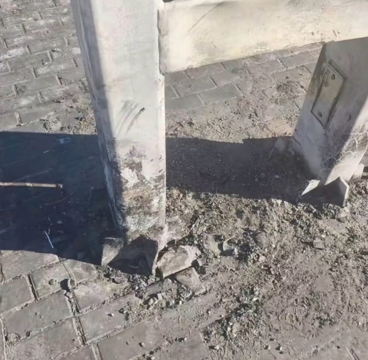 post_image