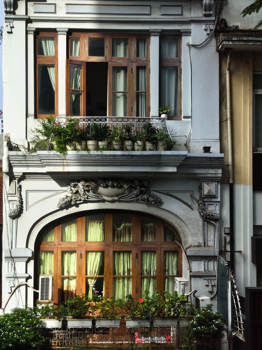 post_image
