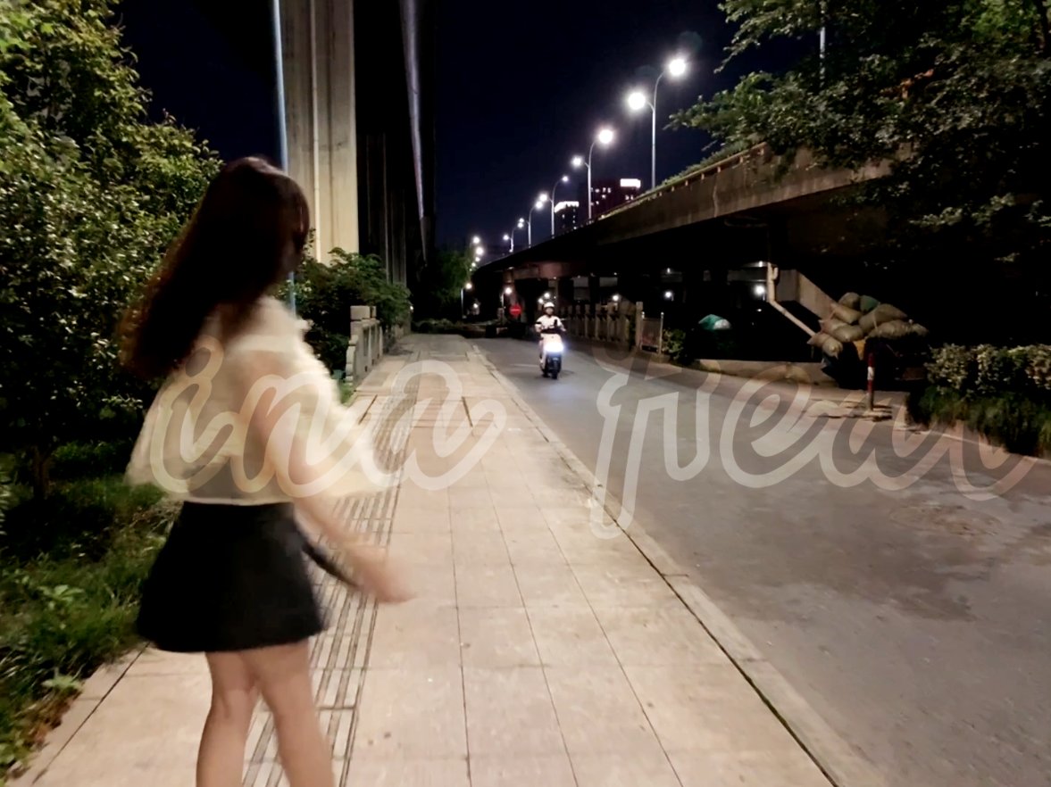 post_image