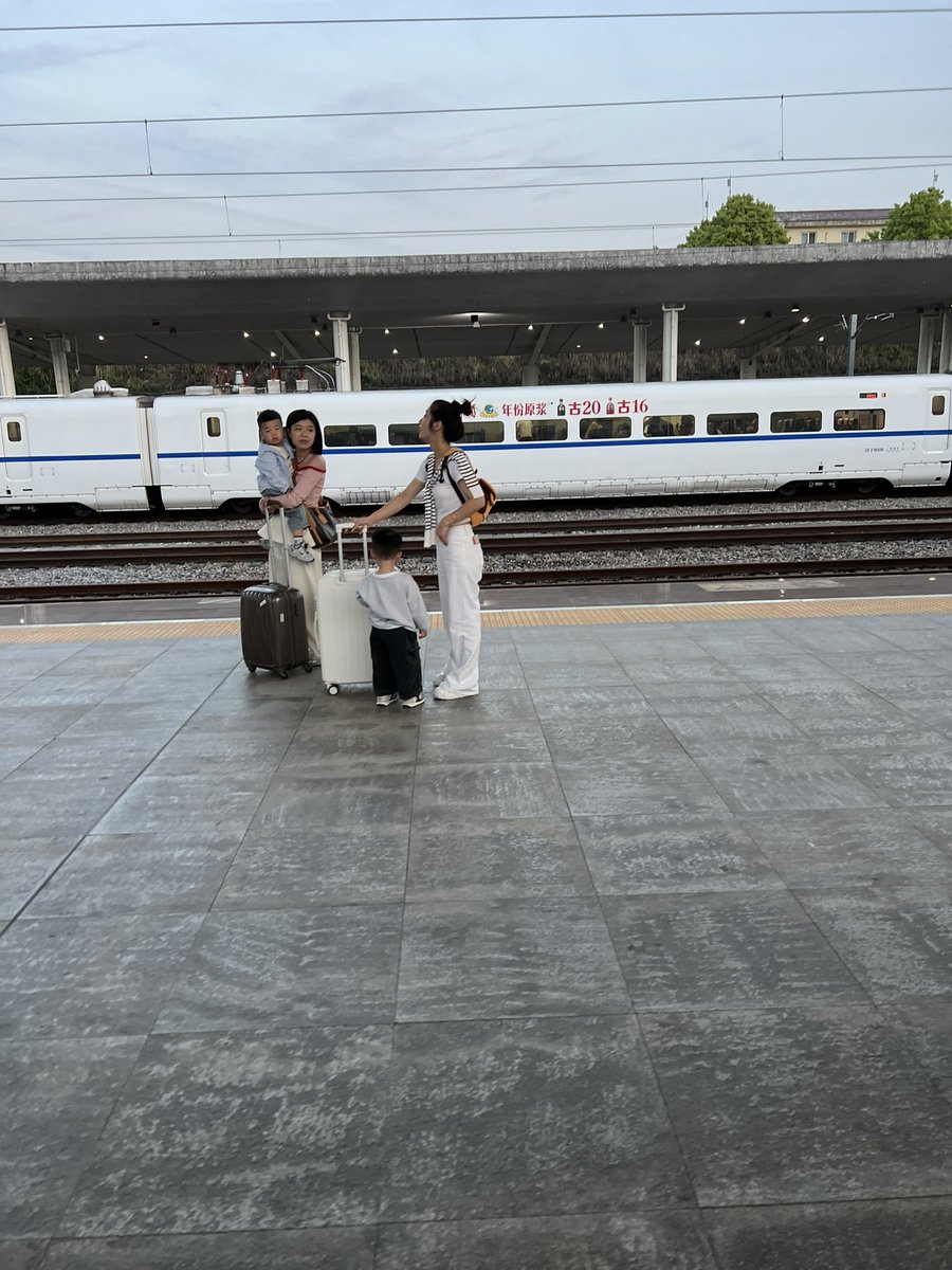post_image