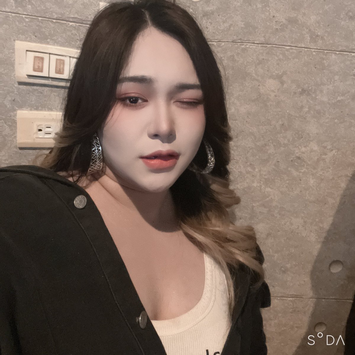 post_image