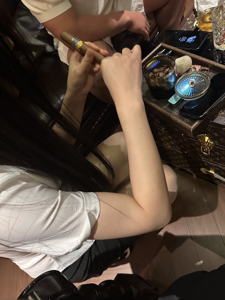 post_image